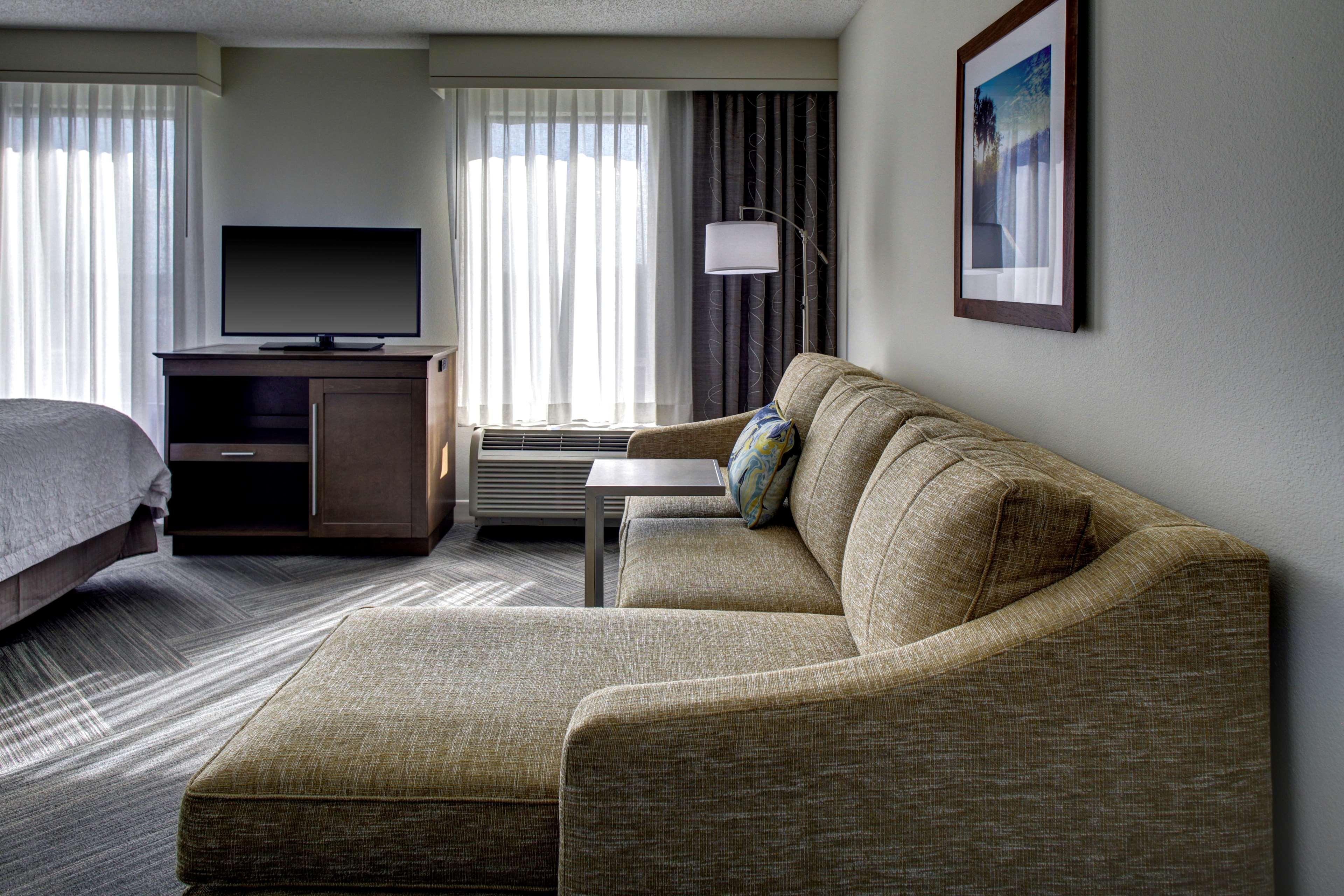 Hampton Inn & Suites At Lake Mary Colonial Townpark Экстерьер фото