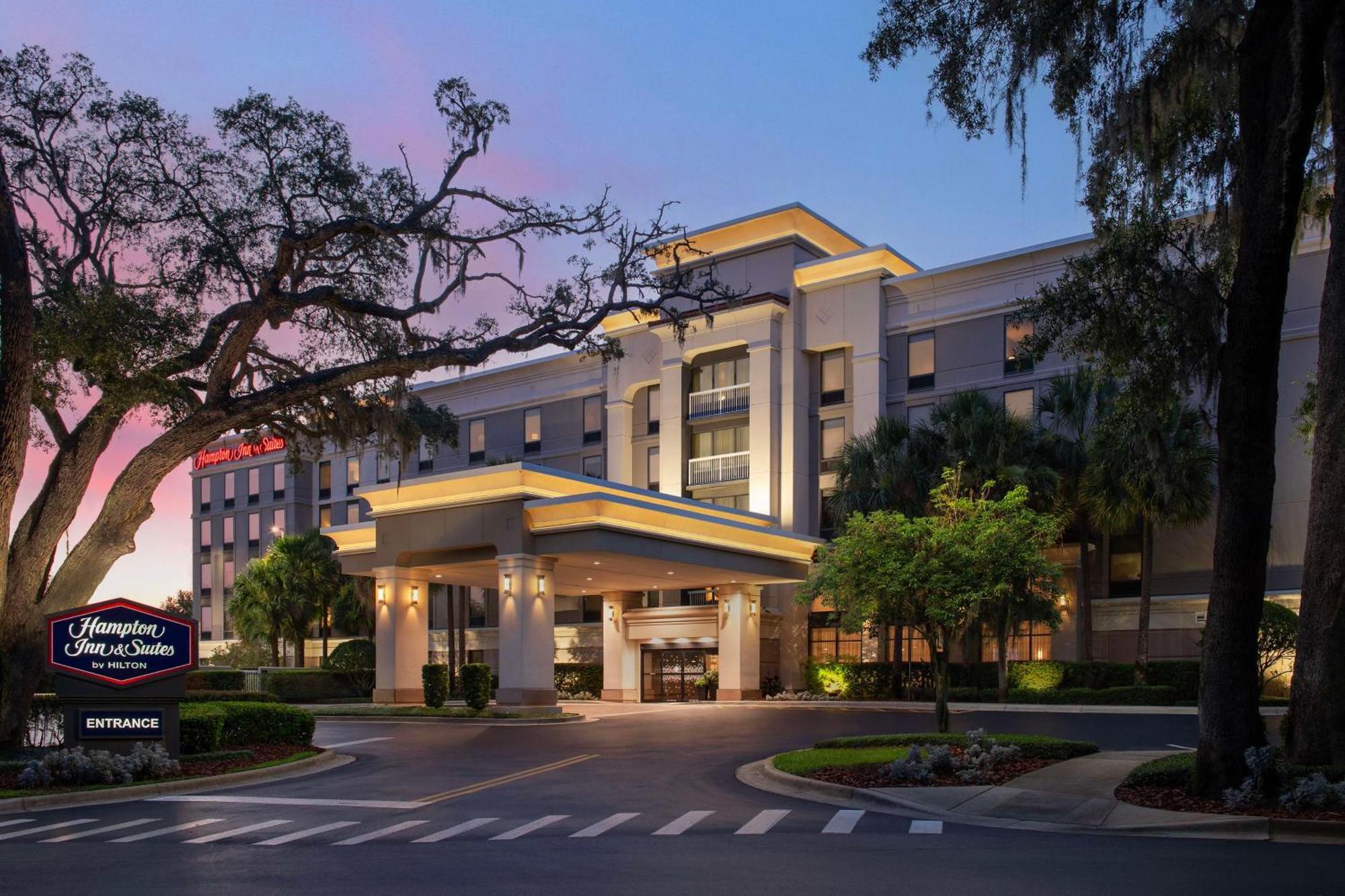 Hampton Inn & Suites At Lake Mary Colonial Townpark Экстерьер фото