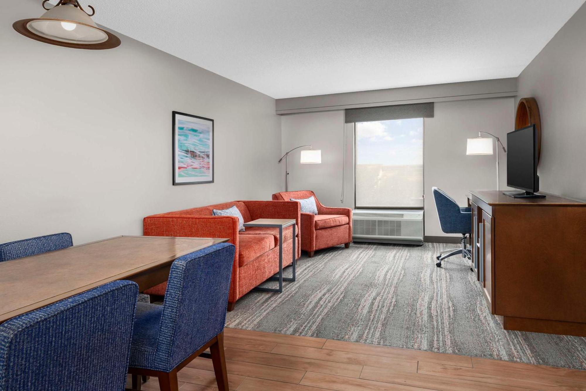 Hampton Inn & Suites At Lake Mary Colonial Townpark Экстерьер фото